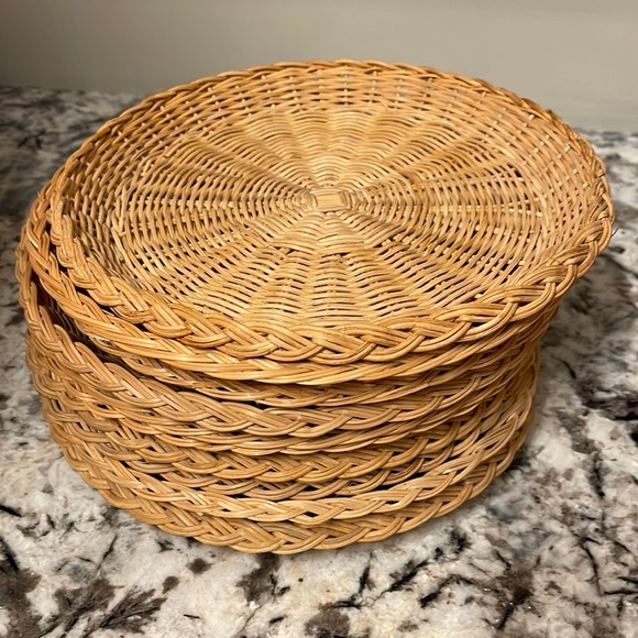 Kitchen Vintage Paper Plate Holders Total Of 1 Great Shape Poshmark